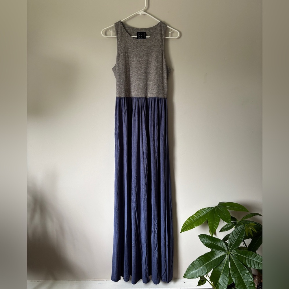 One Market Sleeveless Gray and Blue Maxi Dress Size S